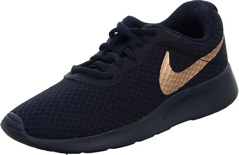 Amazon.com: Nike Tanjun Black